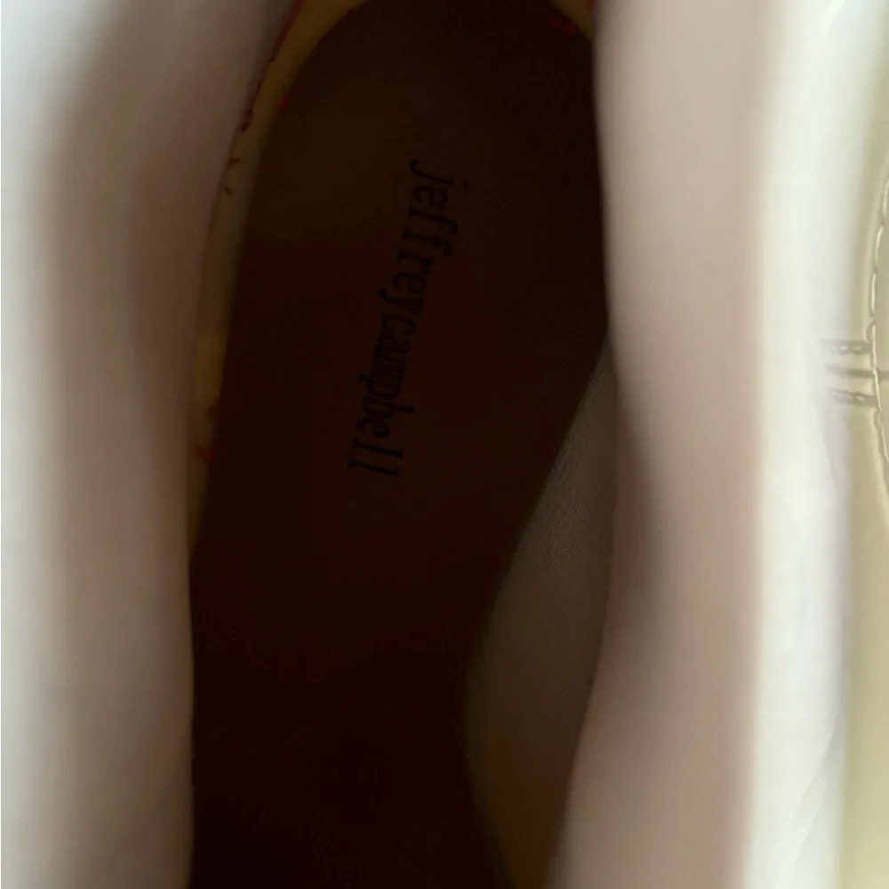 Women's Cream Chelsea Boots - Picture 4 of 7